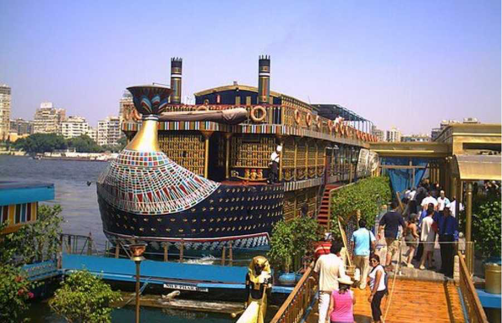 Du thuyền trên sông Nile