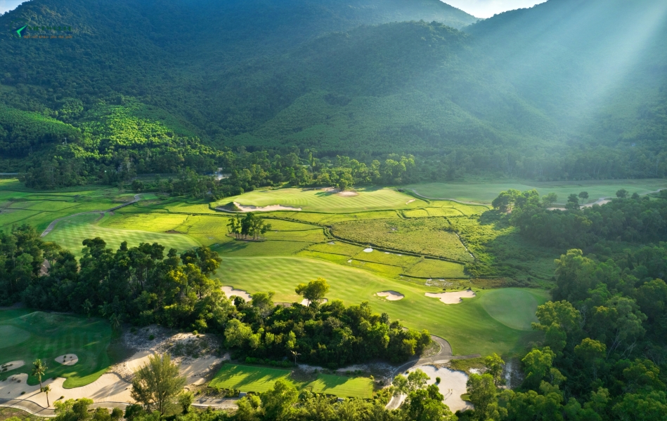 Tour Du lịch golf Việt Nam tại Laguna Langco Golf 