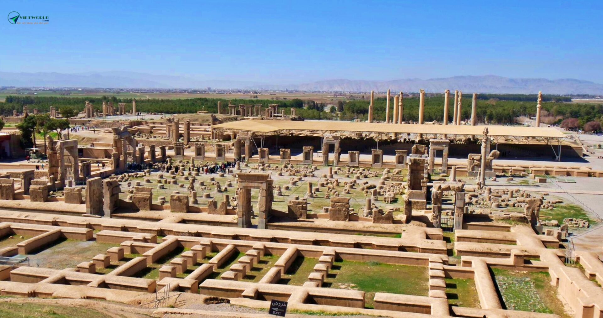 Du lịch Shiraz thăm Persepolis