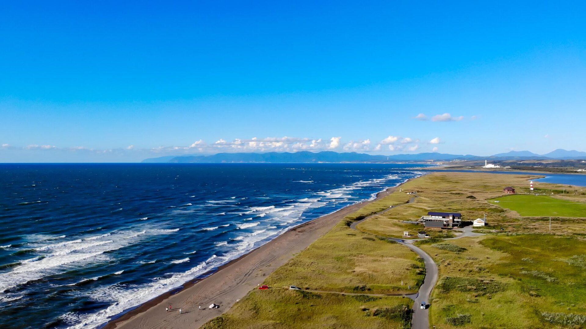 8 Điểm tham quan không thể bỏ lỡ khi đi tour du lịch Hokkaido 5 Bãi biển Hamanaka Moire